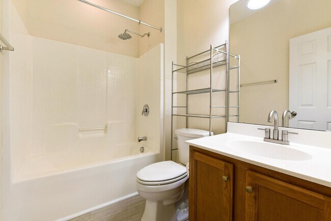 Building Photo - 4732 Lewis And Clark Trail