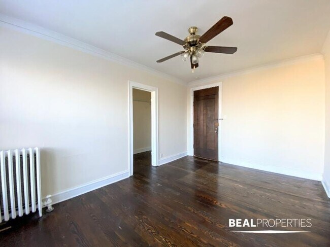 Building Photo - 0 bedroom in CHICAGO IL 60640