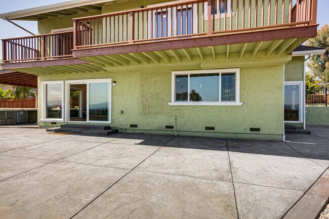 Building Photo - 1253 Hickerson Ct