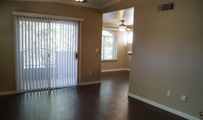 Building Photo - 4400 S Jones Blvd