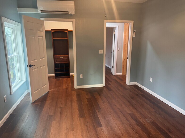 Building Photo - 1700 Harris Bridge Rd