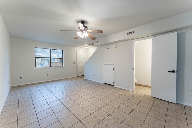 Building Photo - 317 Copper Oaks Dr