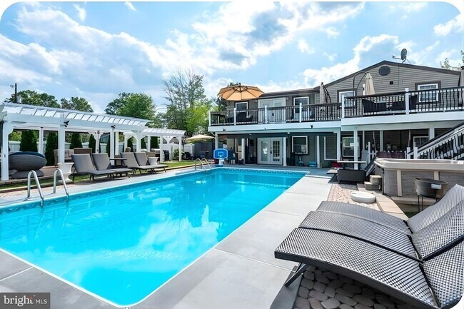 Building Photo - 79 Gridiron Rd