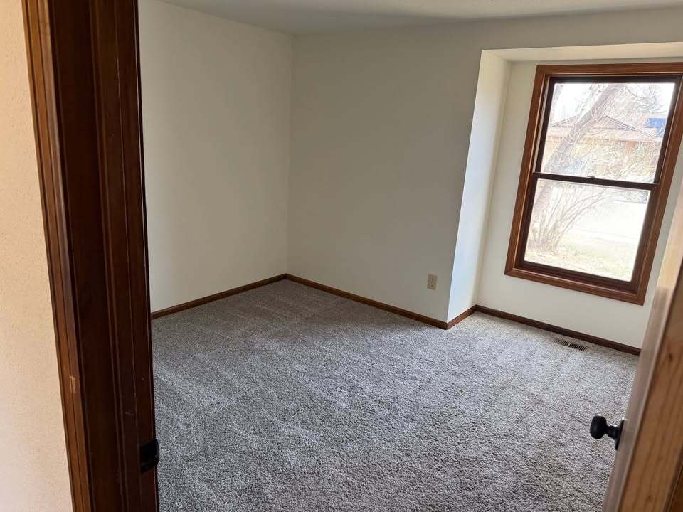 Building Photo - 2527 Courtland Ct