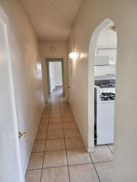 Building Photo - 5733 Fair Ave
