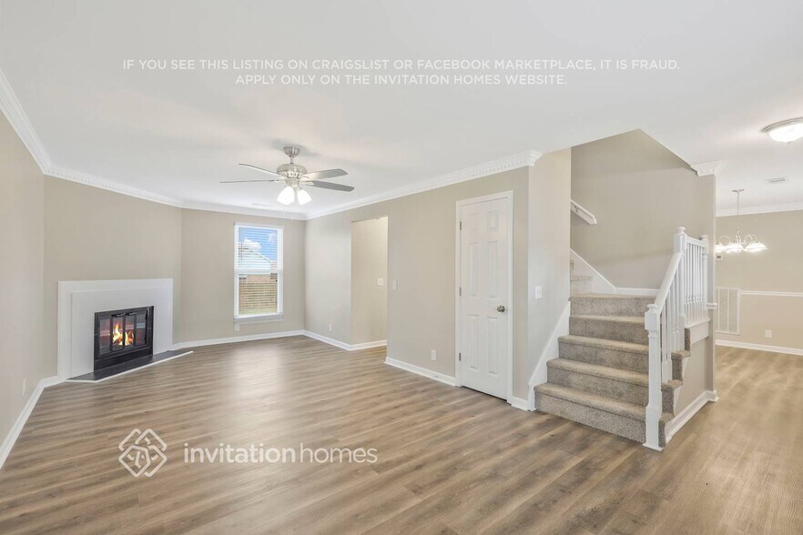 Building Photo - 1004 Carriage Way Ct