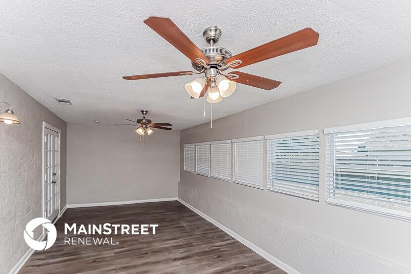 Building Photo - 1513 Hendren Dr