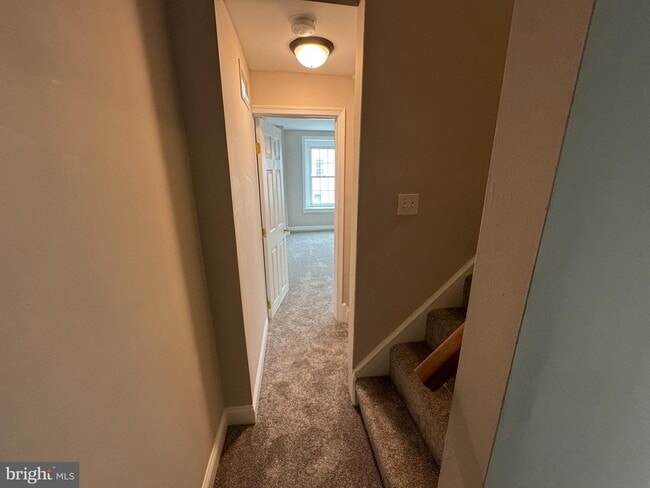 Building Photo - 4728 Umbria St