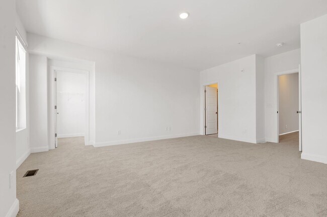 Building Photo - Brand New 2BR Townhome in Twyla Walk!  Available Now!