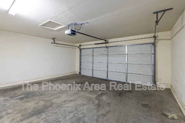 Building Photo - 488 N Citrus Ln