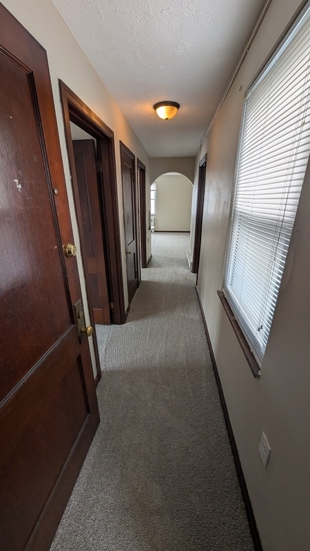 Building Photo - 302 W Vine St