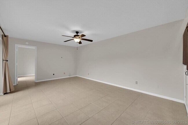 Building Photo - 5857 SE Windsong Ln