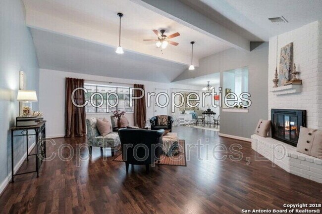 Building Photo - 6234 Welles Creek Dr