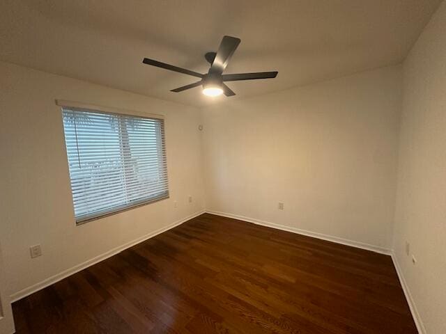 Building Photo - 401 Villa Cir