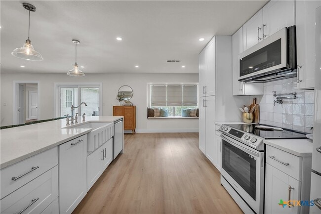 Building Photo - 513 Santa Clara Rd