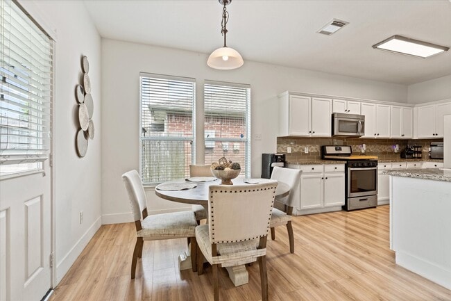Building Photo - 3406 Bremerton Falls Dr