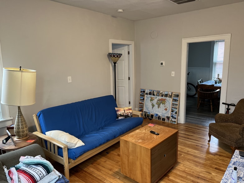 Building Photo - 1435 Marshall St NE