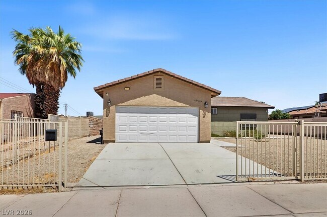 Building Photo - 4966 Andover Dr