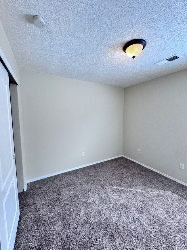 Building Photo - 671 Purple Aster Ave SW