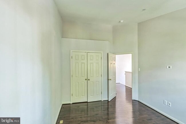 Building Photo - 5907 Trumpet Sound Ct