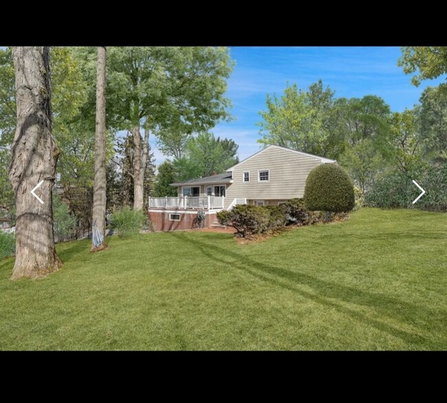 Building Photo - Charming 4BR House in Scarsdale