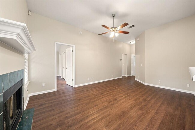 Building Photo - 4904 Gnarled Oak Cove