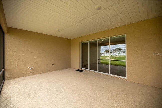 Building Photo - 5711 SW 78th Ave Rd