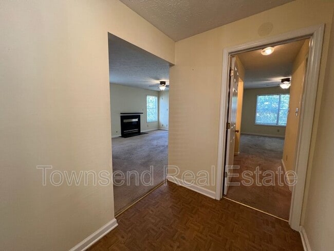 Building Photo - 2705 Preston Woods Ln