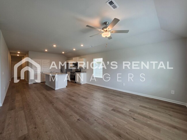 Building Photo - 4025 River Bend Rd