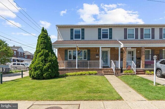 Building Photo - 1268 Delbert Ave