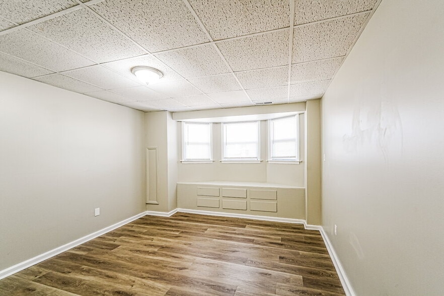 Building Photo - 629 16th Terrace Cir NW