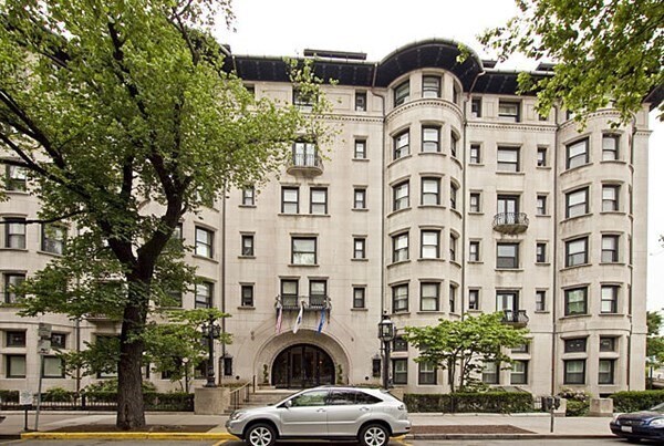 Building Photo - 416 Commonwealth Ave