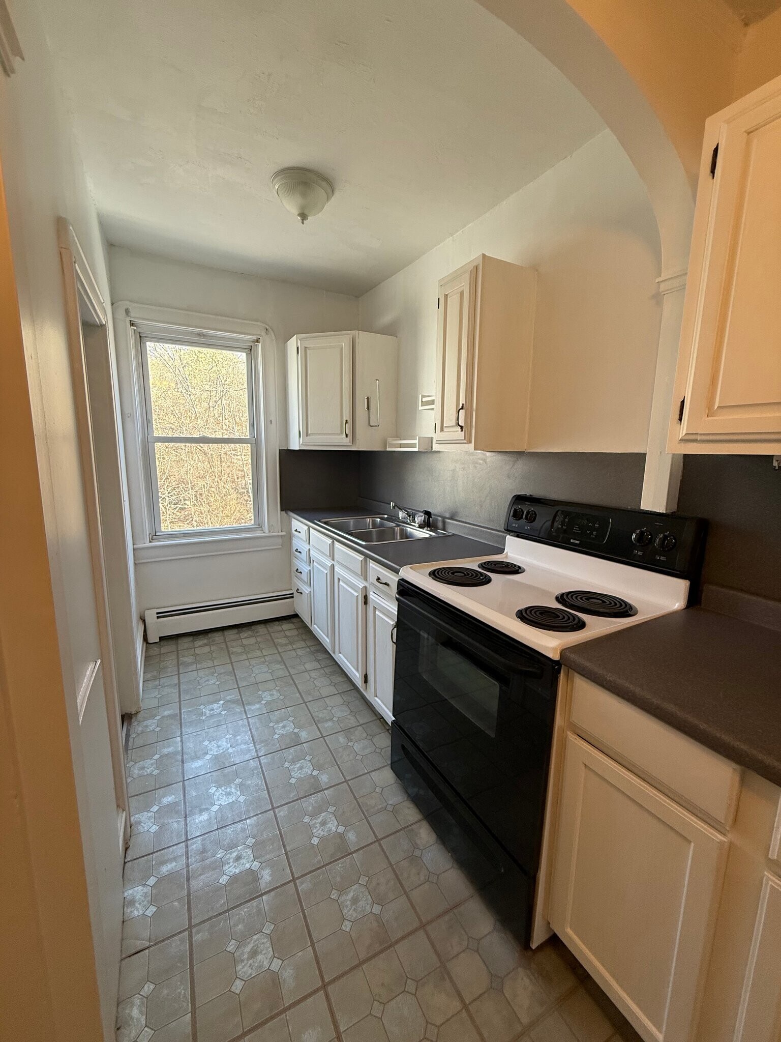 Building Photo - 3853 N Main St