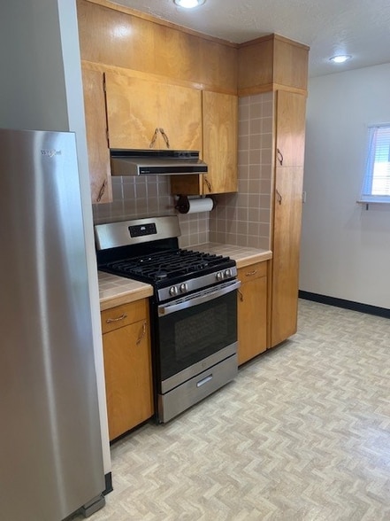 Building Photo - 35 Columbia Ave