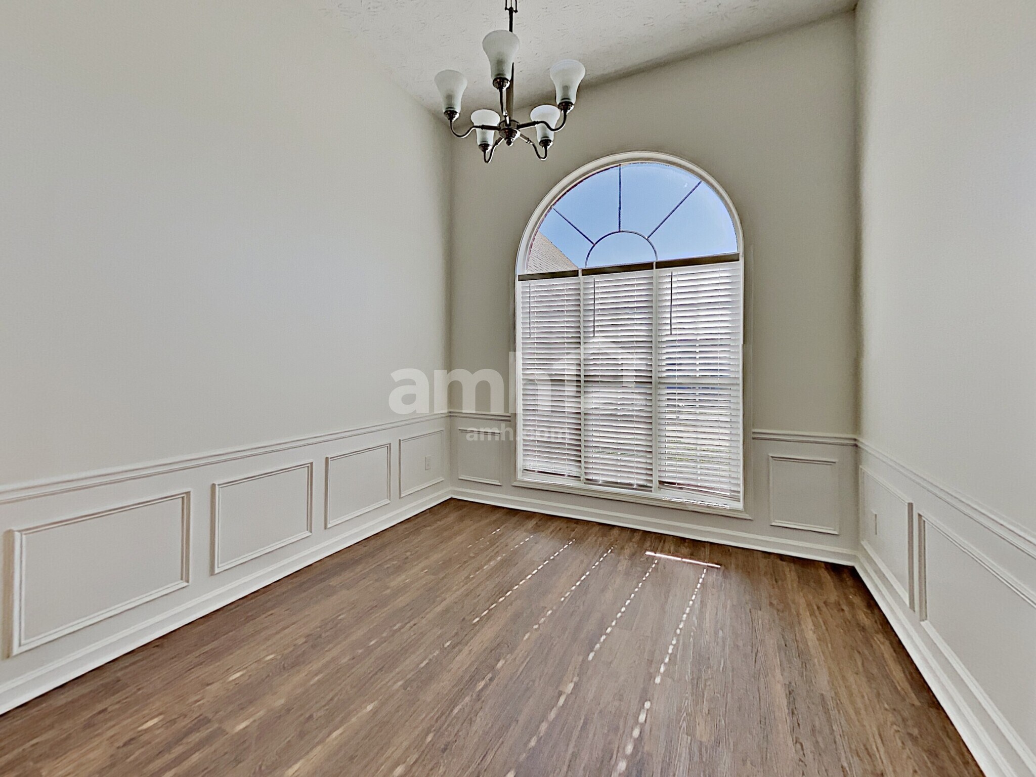Building Photo - 18 Ludwick Ln