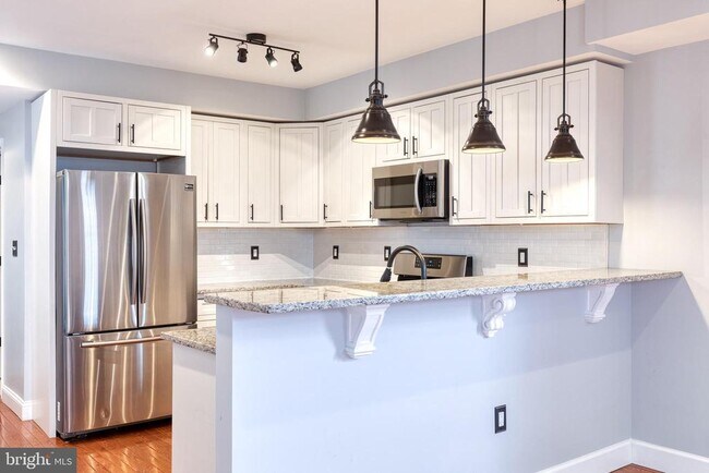 Building Photo - 4011 Evans Chapel Rd