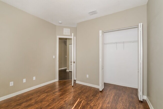 Building Photo - 4921 Windbourne Way