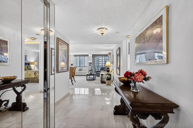 Building Photo - 3420 S Ocean Blvd