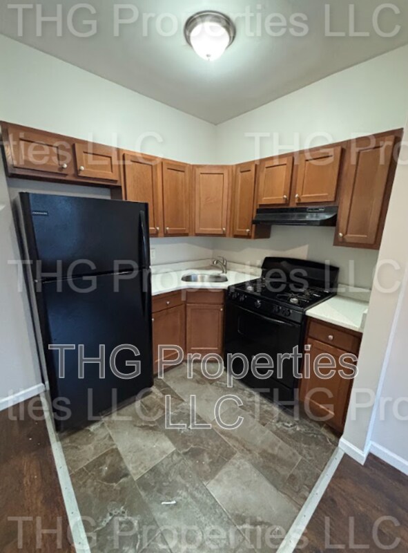 Primary Photo - 641 Lincoln Ave