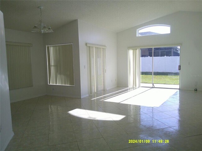 Building Photo - 2612 Walden Ct