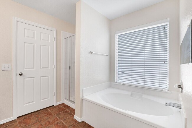 Building Photo - ***APPLICATION CURRENTLY UNDER REVIEW***Tw...