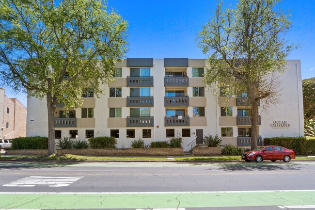 Building Photo - 801 2nd Street