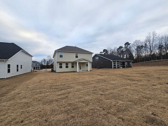 Building Photo - Brand New Cul-de-sac Home in Monroe!