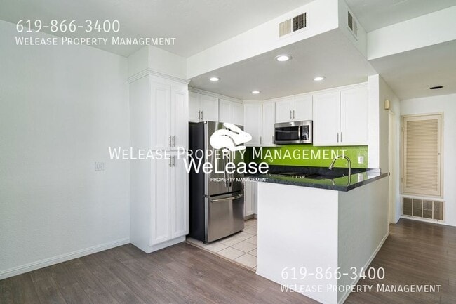 Building Photo - 11555 Caminito La Bar