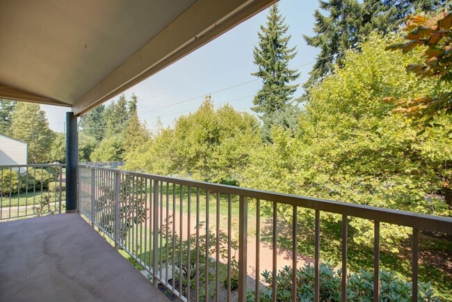 Building Photo - Large 2bd, 2ba Condo Available w/ Private ...