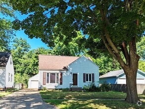 Building Photo - 4294 W 191st St