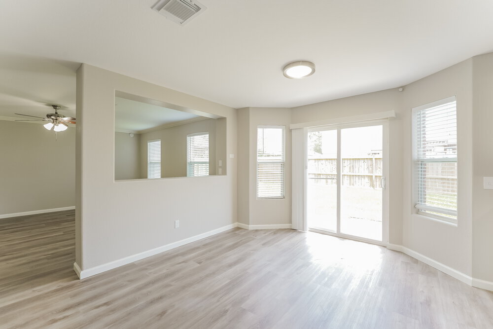 Building Photo - 444 Mystic Glen Loop