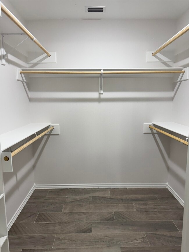 Building Photo - 3606 Octavia Dr