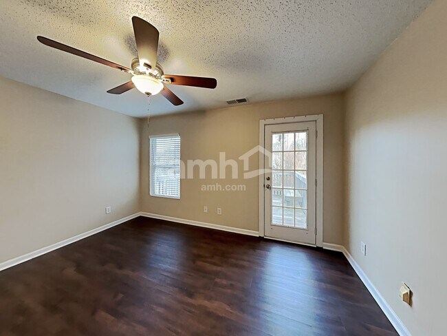 Building Photo - 10707 Parnie Ct