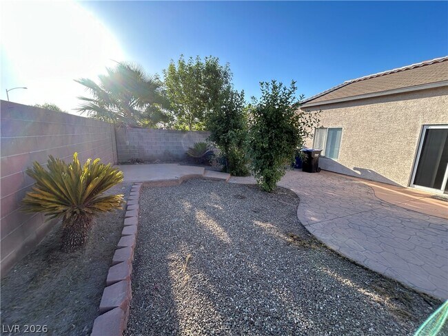 Building Photo - 4718 Checker Way